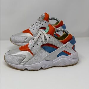 Mens 8.5 Nike Air Huarache in the White Safety Orange